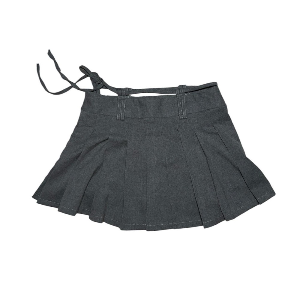 Y2K mini skirt